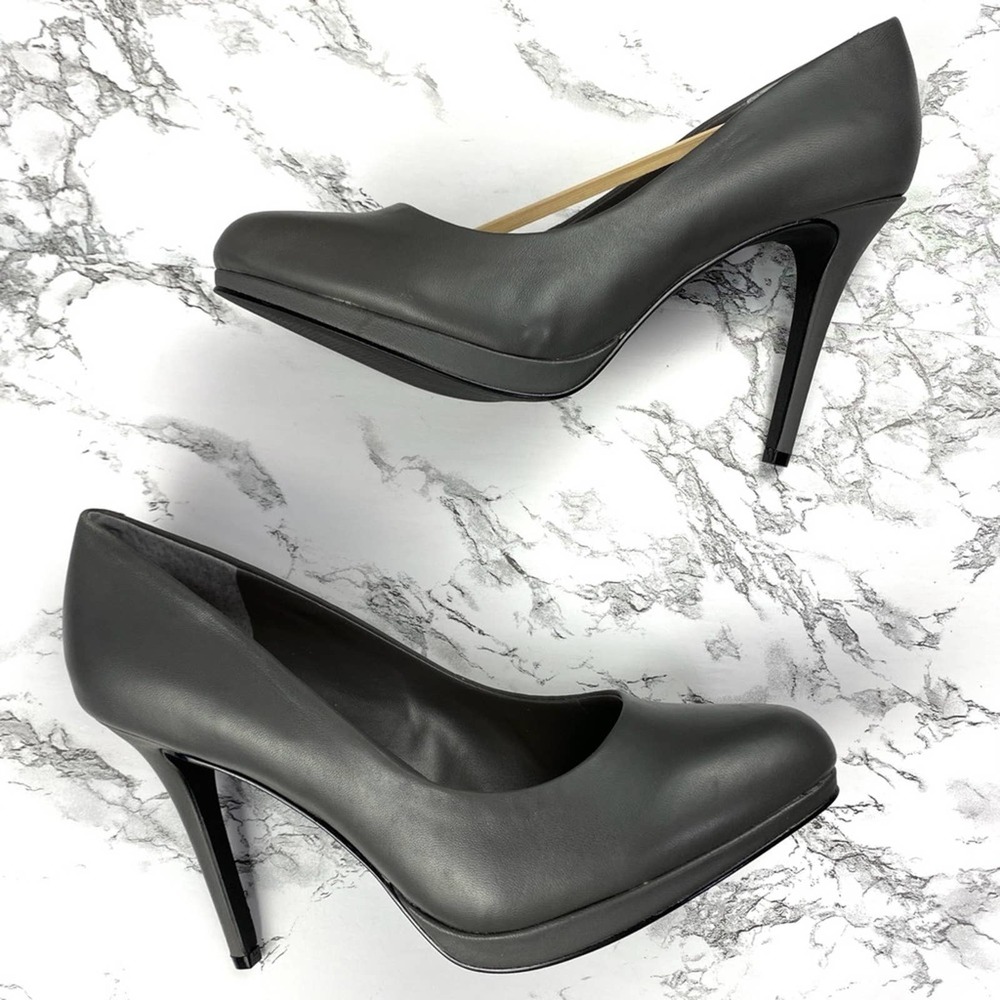 NIB Bleecker & Bond Sz 10 Celeste Platform Leather Pumps